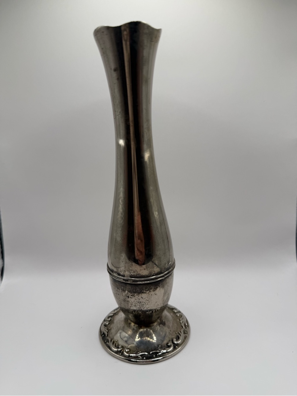 Silverplate Bud Vase, Decorative Rim & Ornate Base 4065 Vintage